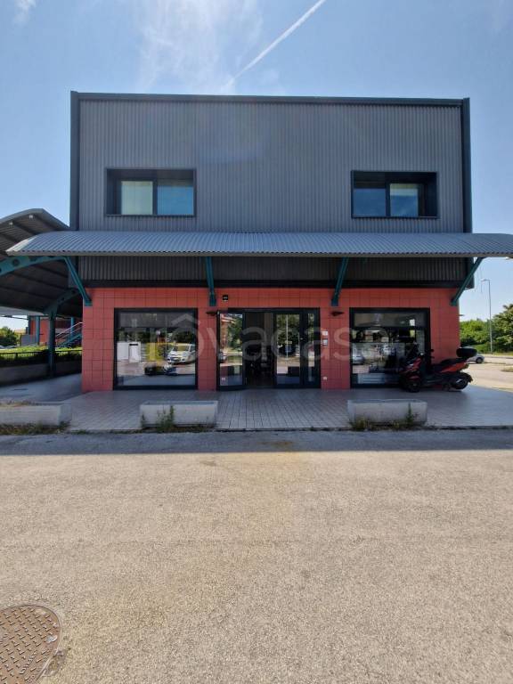 negozio in vendita a Rimini