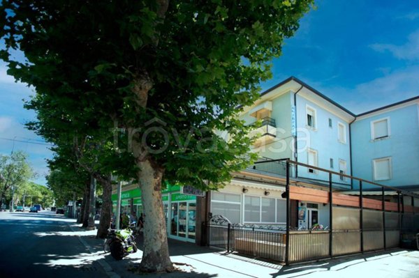 negozio in vendita a Rimini in zona Marina Centro