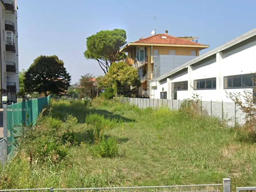 terreno edificabile in vendita a Rimini