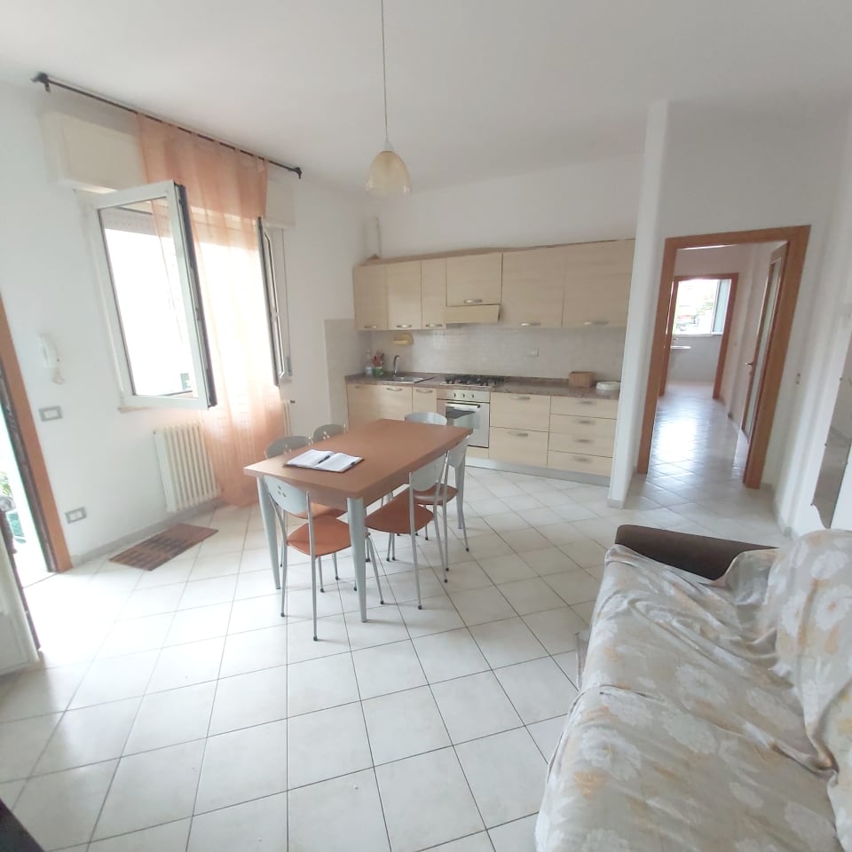 appartamento in vendita a Rimini in zona Miramare di Rimini