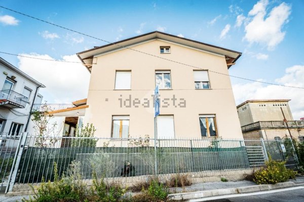 appartamento in vendita a Rimini in zona Santa Cristina