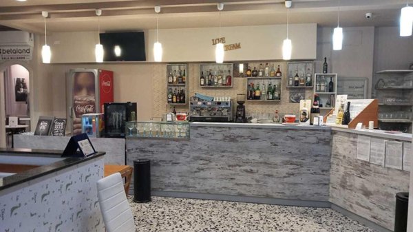 negozio in vendita a Rimini in zona Rivazzurra