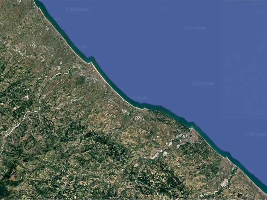 negozio in vendita a Rimini in zona Miramare di Rimini