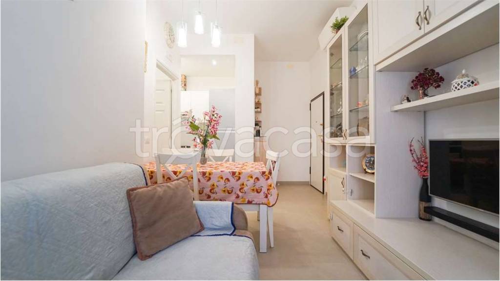 appartamento in vendita a Rimini in zona Miramare di Rimini