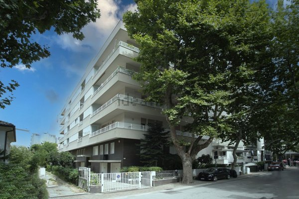 appartamento in vendita a Rimini in zona Marina Centro