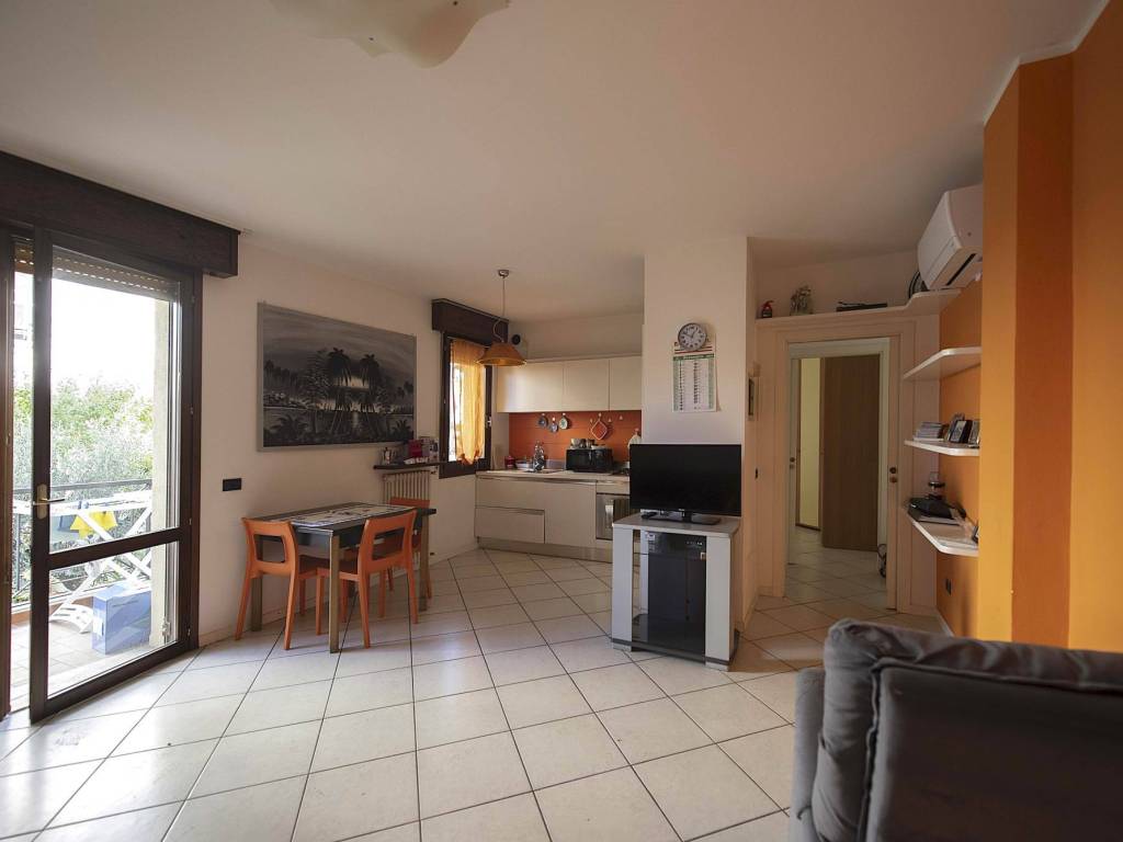 appartamento in vendita a Rimini in zona Marina Centro