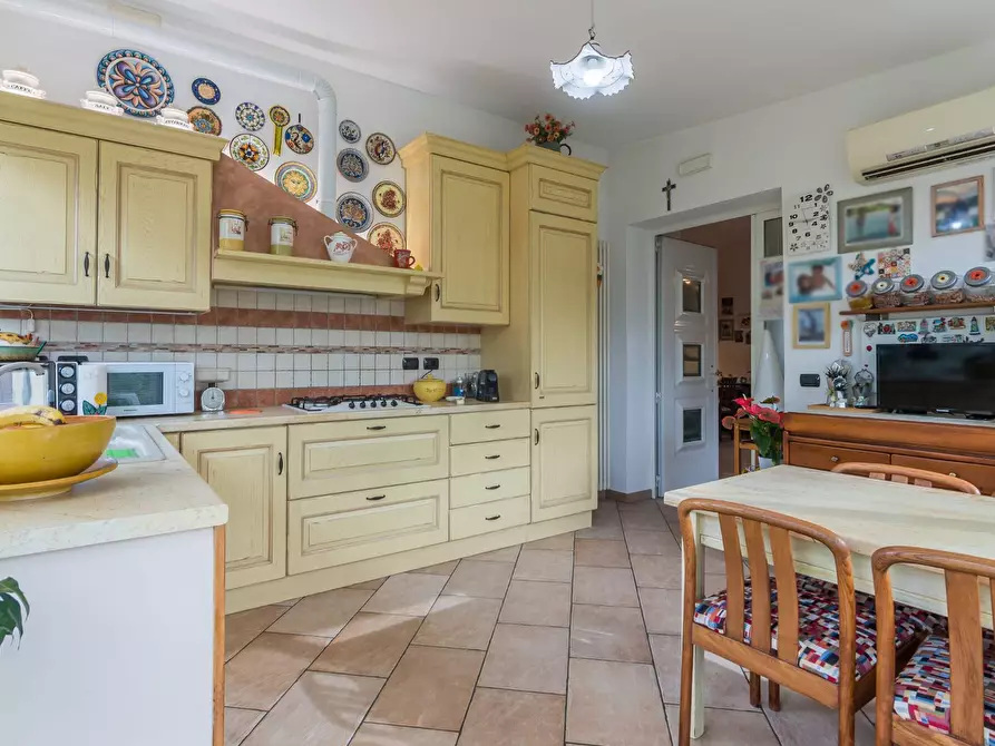 casa indipendente in vendita a Rimini in zona Viserba