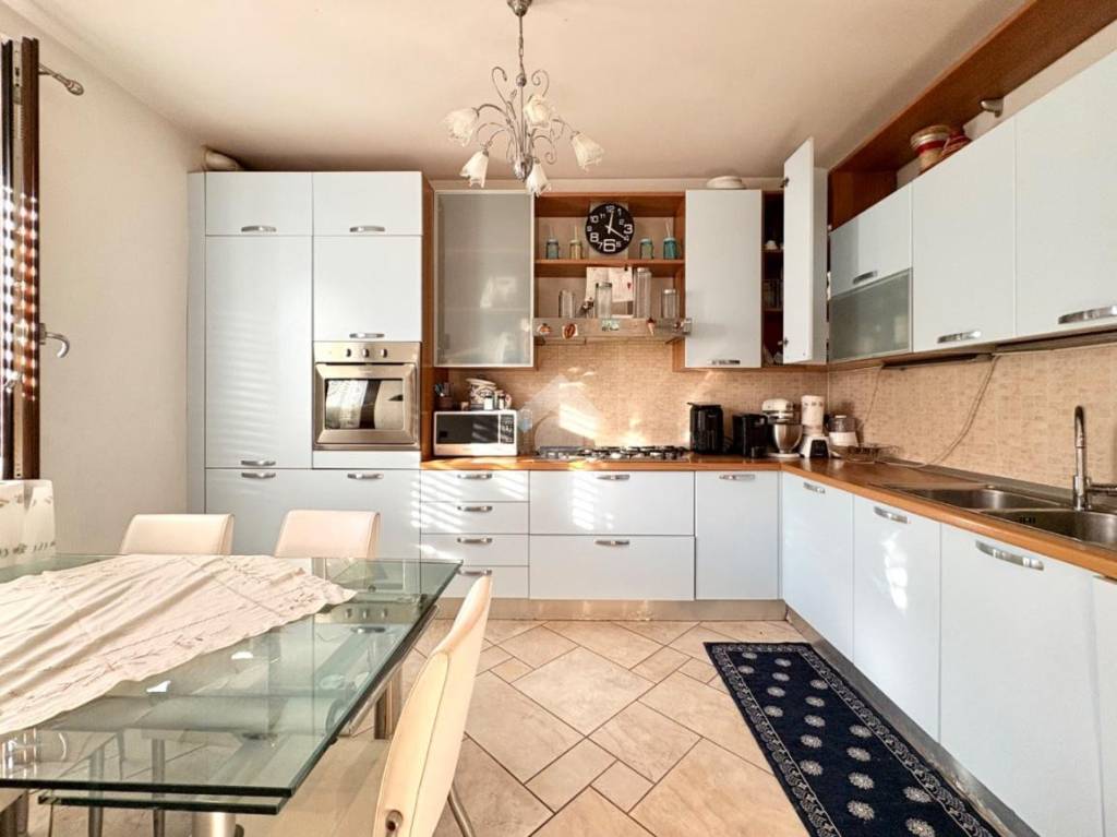 appartamento in vendita a Rimini in zona Vergiano