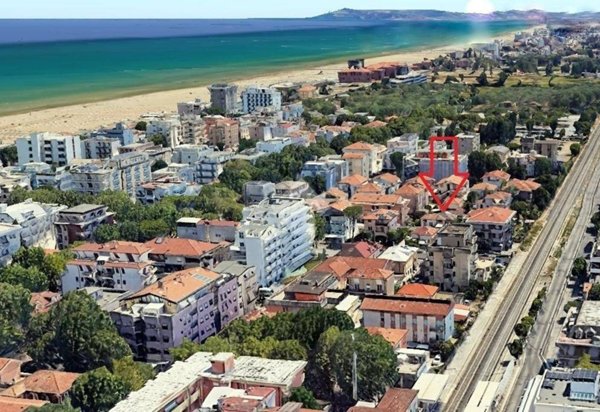 casa indipendente in vendita a Rimini in zona Rivazzurra