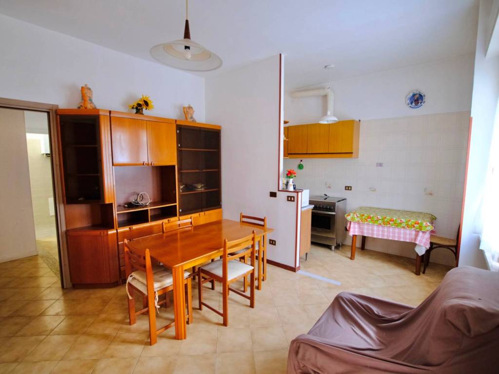 casa indipendente in vendita a Rimini in zona Bellariva