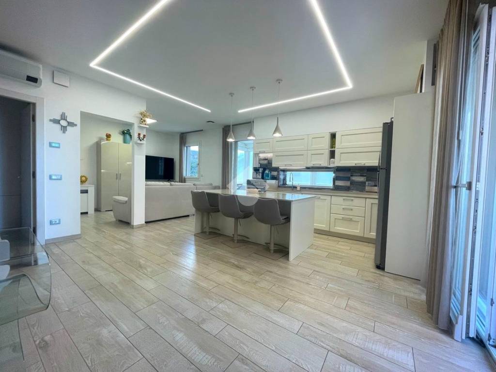 appartamento in vendita a Rimini in zona Rivabella