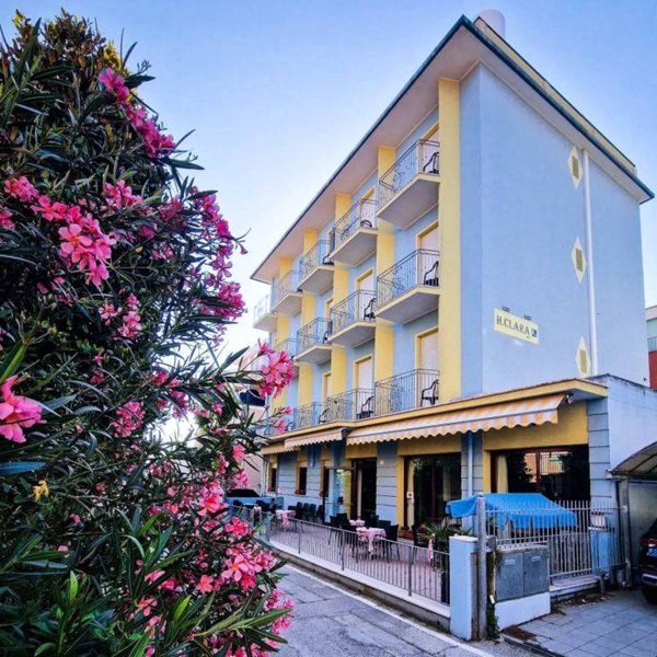 negozio in vendita a Rimini in zona Viserba