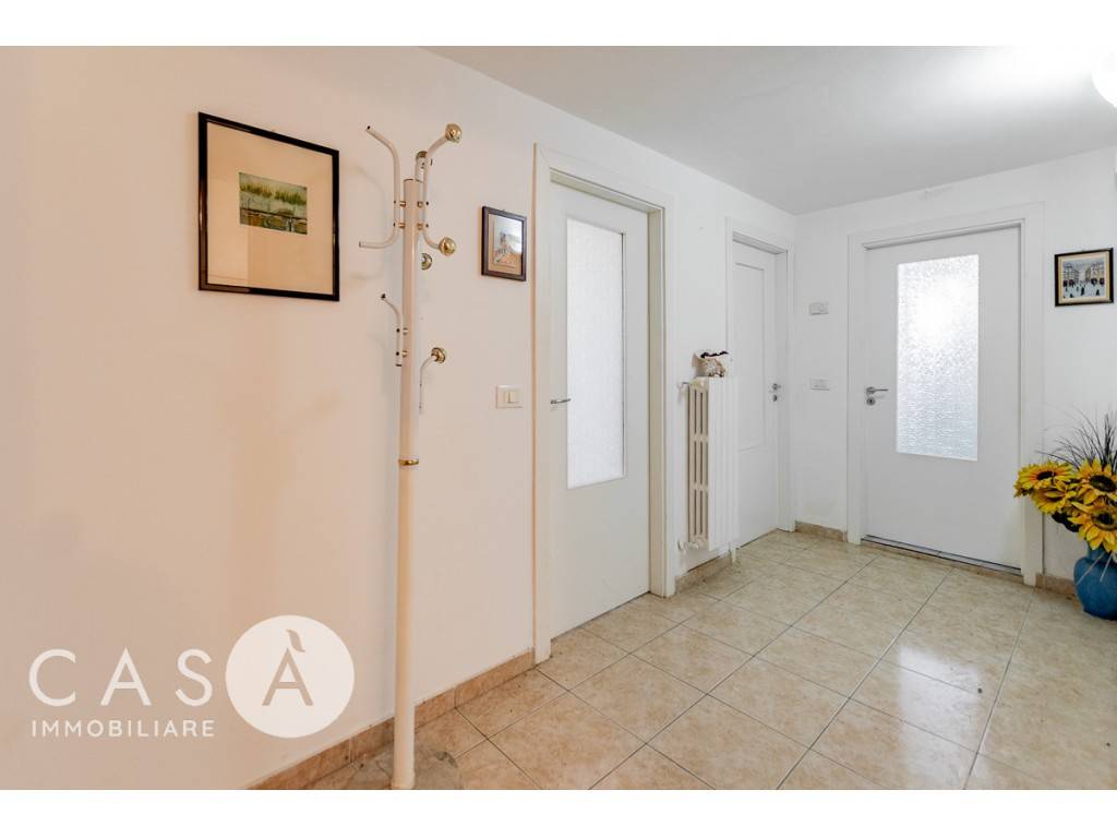 appartamento in vendita a Rimini in zona Miramare di Rimini