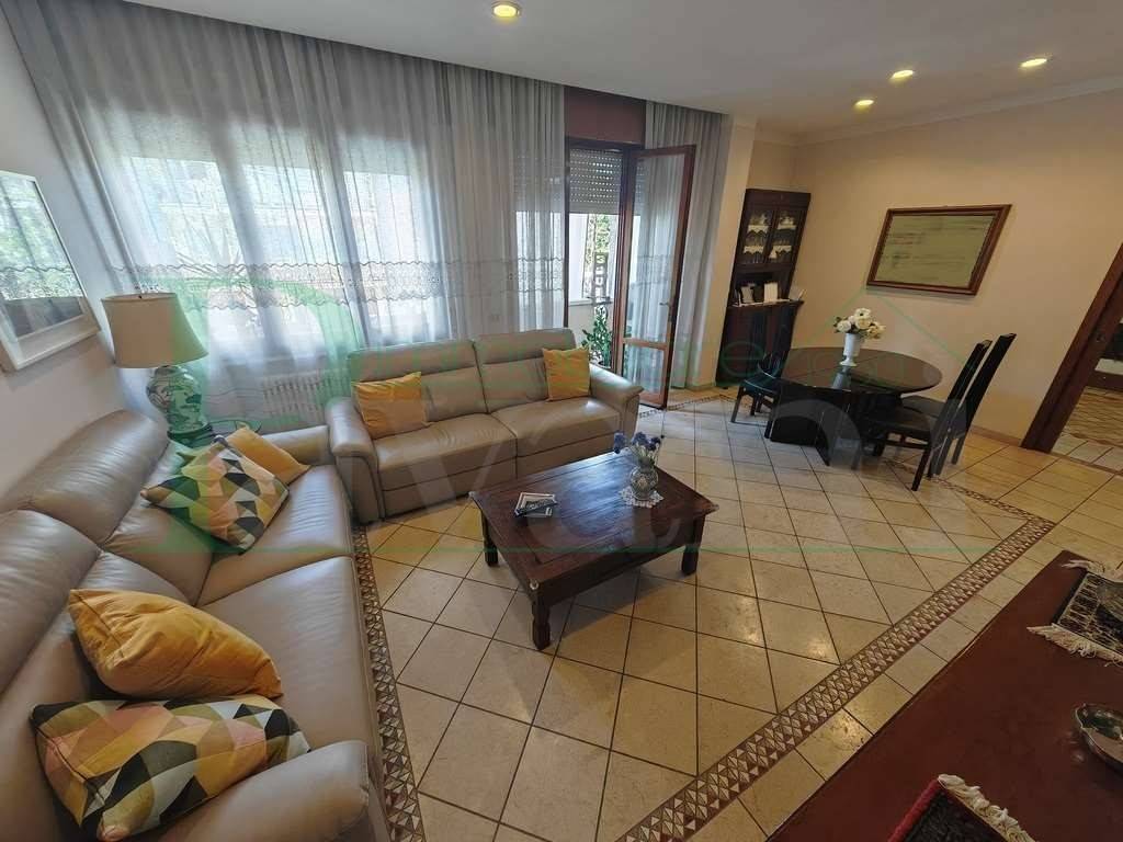 appartamento in vendita a Rimini in zona Viserba