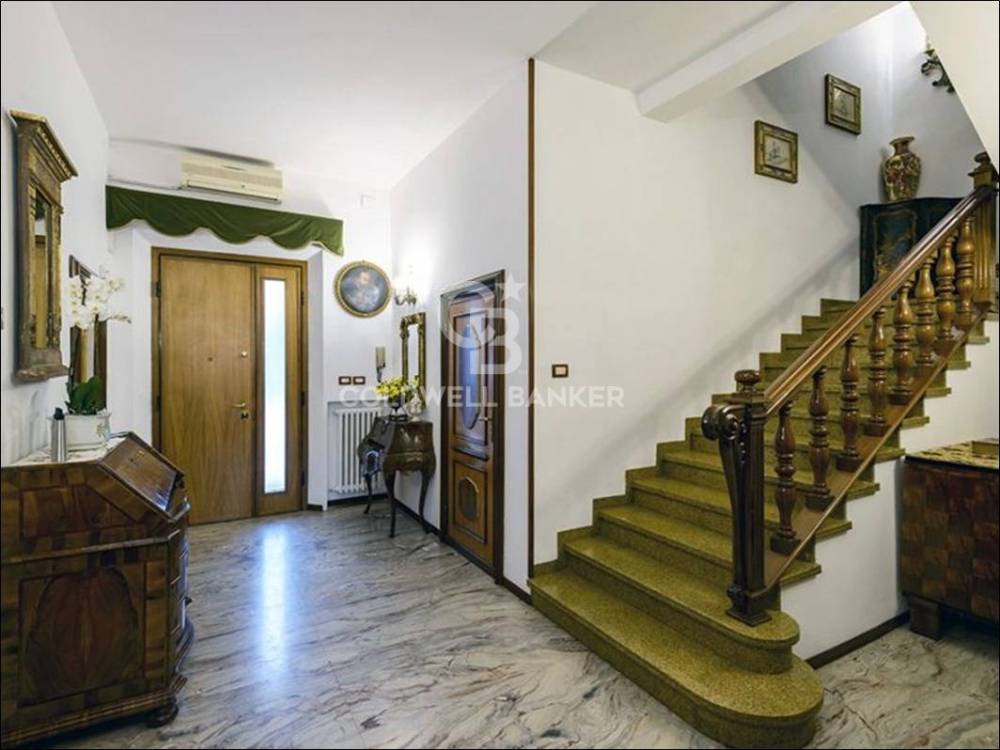 casa indipendente in vendita a Rimini in zona Centro Storico