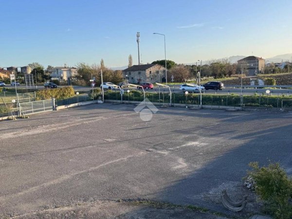 negozio in vendita a Rimini in zona Viserbella