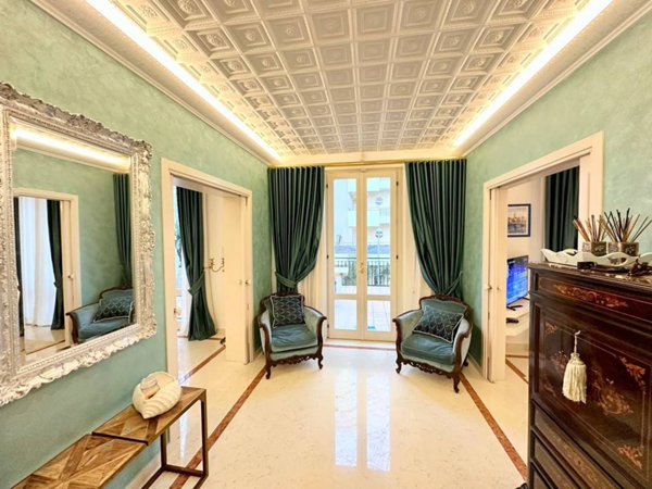 appartamento in vendita a Rimini in zona Marina Centro