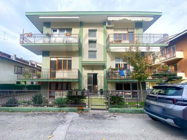 appartamento in vendita a Rimini in zona Lagomaggio