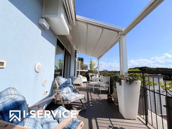 appartamento in vendita a Rimini in zona Marina Centro