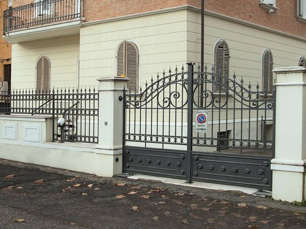 casa indipendente in vendita a Rimini in zona Centro Storico