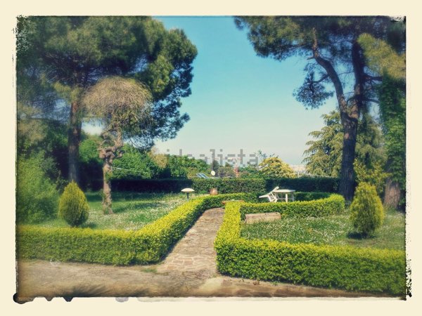 casa indipendente in vendita a Rimini