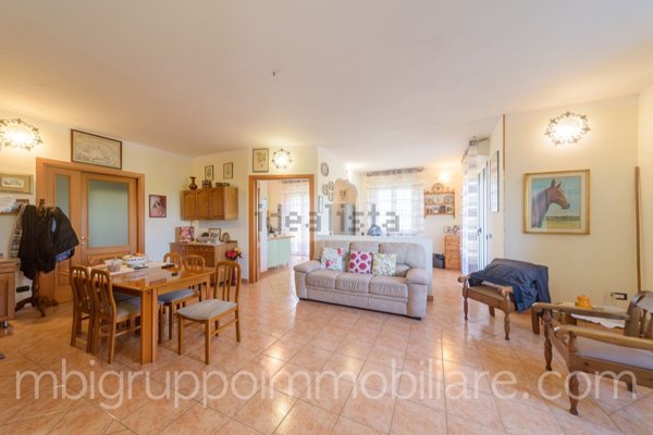 casa indipendente in vendita a Rimini