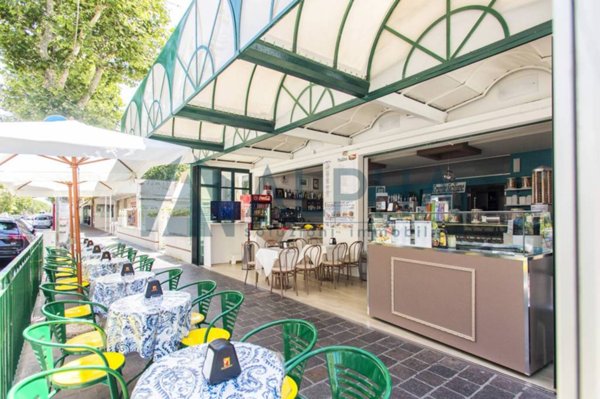 negozio in vendita a Rimini in zona Bellariva