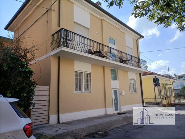 appartamento in vendita a Rimini in zona Miramare di Rimini