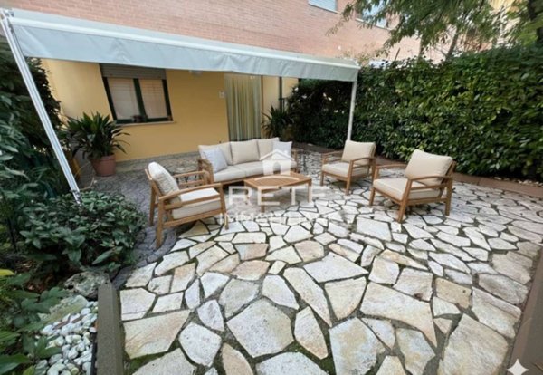 casa indipendente in vendita a Rimini in zona Marecchiese