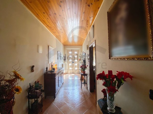 casa indipendente in vendita a Rimini in zona Corpolò