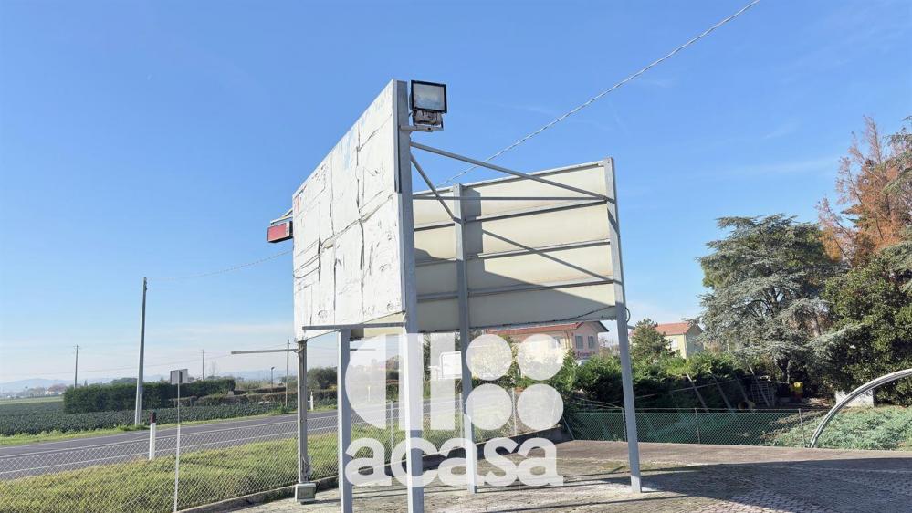 terreno edificabile in vendita a Rimini