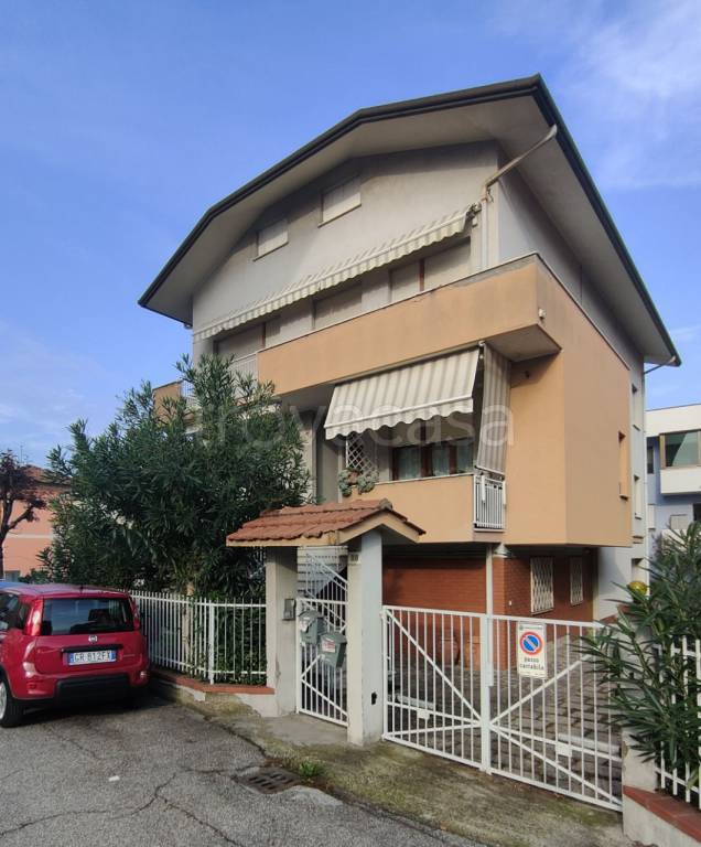 appartamento in vendita a Rimini in zona Lagomaggio