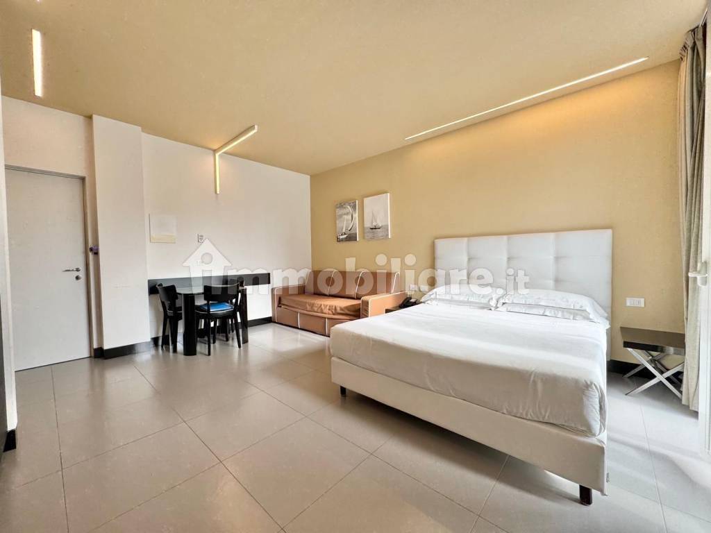 appartamento in vendita a Rimini in zona Viserbella