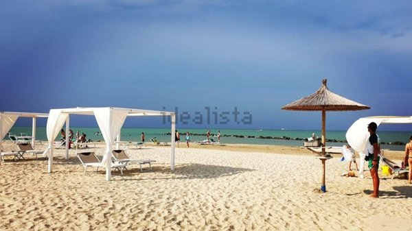 appartamento in vendita a Rimini in zona Rivazzurra