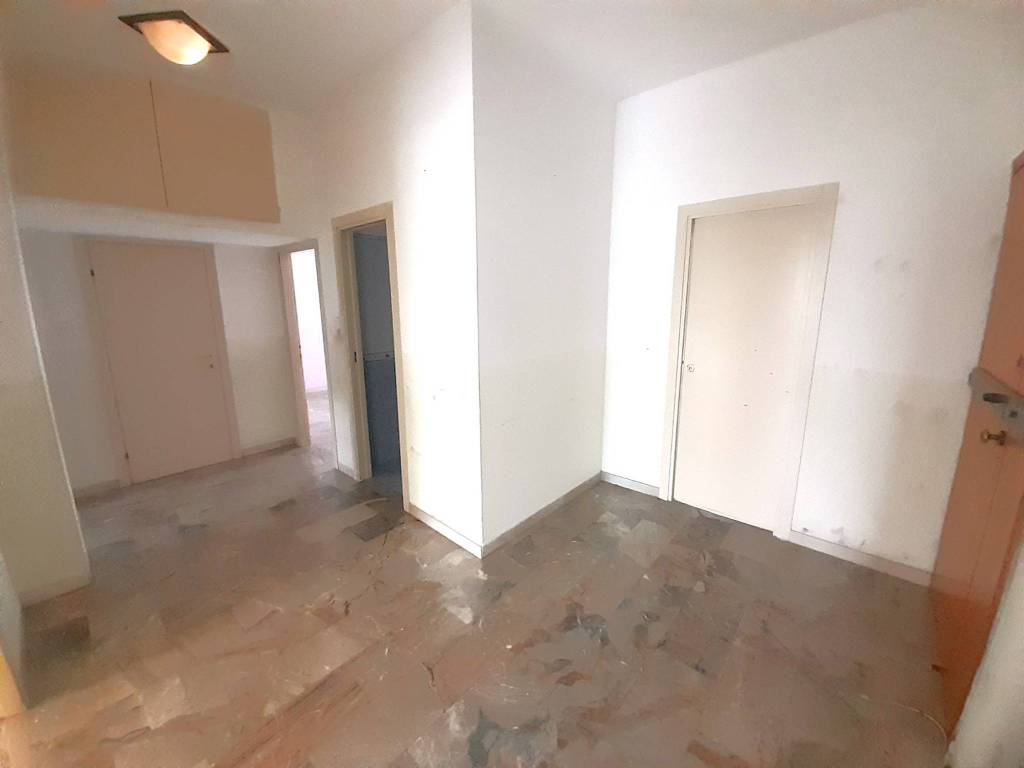 appartamento in vendita a Rimini in zona Marina Centro