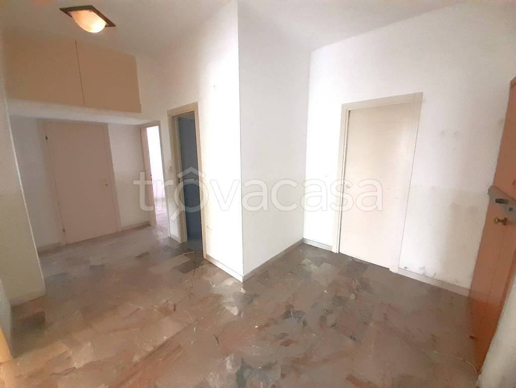 appartamento in vendita a Rimini in zona Marina Centro