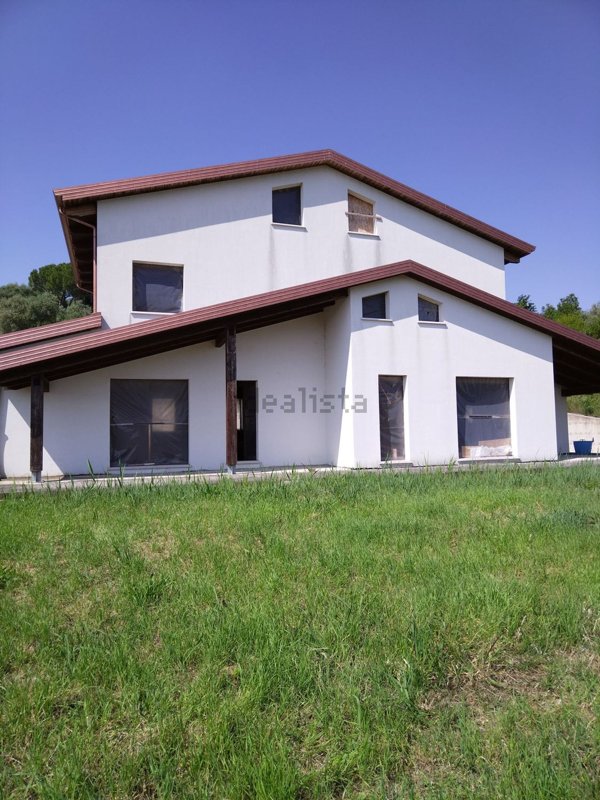 casa indipendente in vendita a Rimini