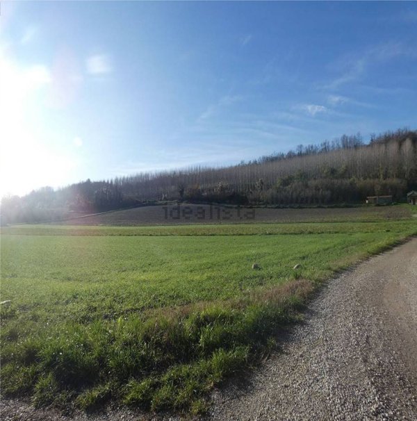 capannone in vendita a Rimini in zona Centro Storico