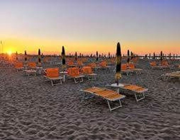 casa indipendente in vendita a Rimini in zona Viserbella