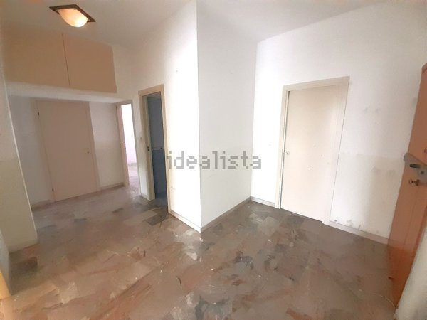 appartamento in vendita a Rimini in zona Marina Centro