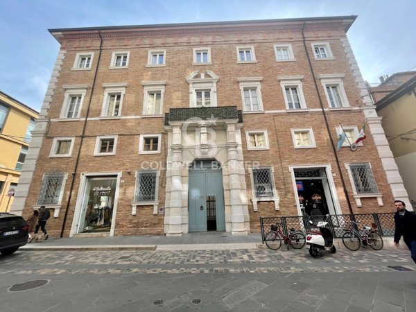 ufficio in vendita a Rimini in zona Centro Storico