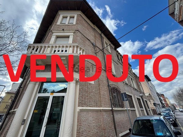 ufficio in vendita a Rimini in zona Centro Storico