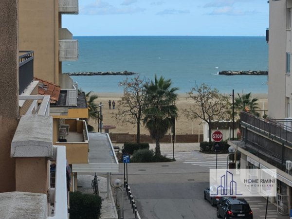 negozio in vendita a Rimini in zona Viserba