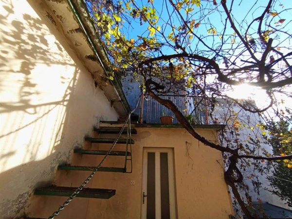 casa indipendente in vendita a Rimini in zona Centro Storico