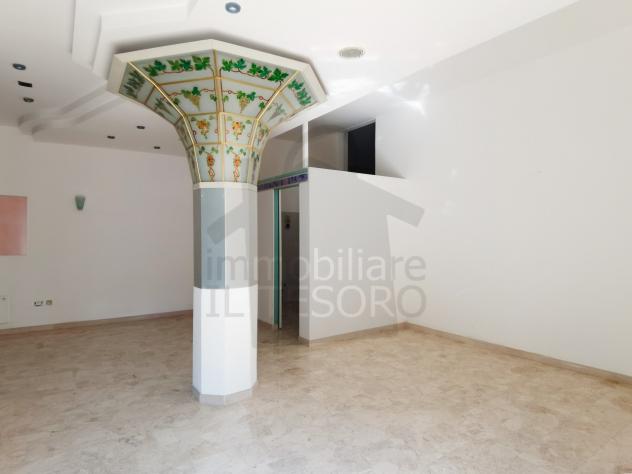 negozio in vendita a Rimini