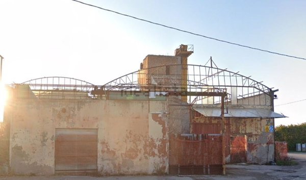 capannone in vendita a Rimini