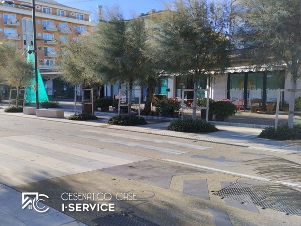 negozio in vendita a Rimini in zona Torre Pedrera