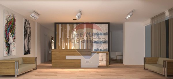 locale commerciale in vendita a Rimini in zona Miramare di Rimini