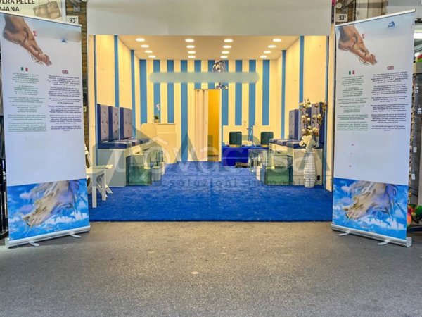 negozio in vendita a Rimini in zona Marina Centro