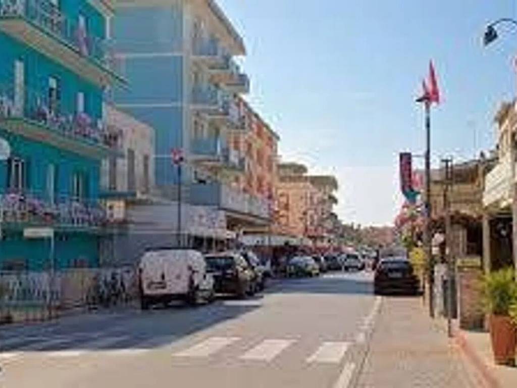 intera palazzina in vendita a Rimini in zona Celle